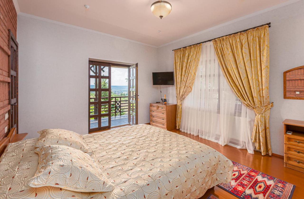 Chateau Vartely Orhei Bagian luar foto