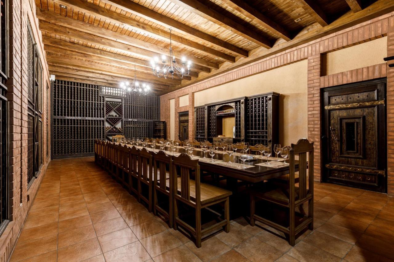 Chateau Vartely Orhei Bagian luar foto